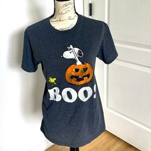 Halloween graphic tee